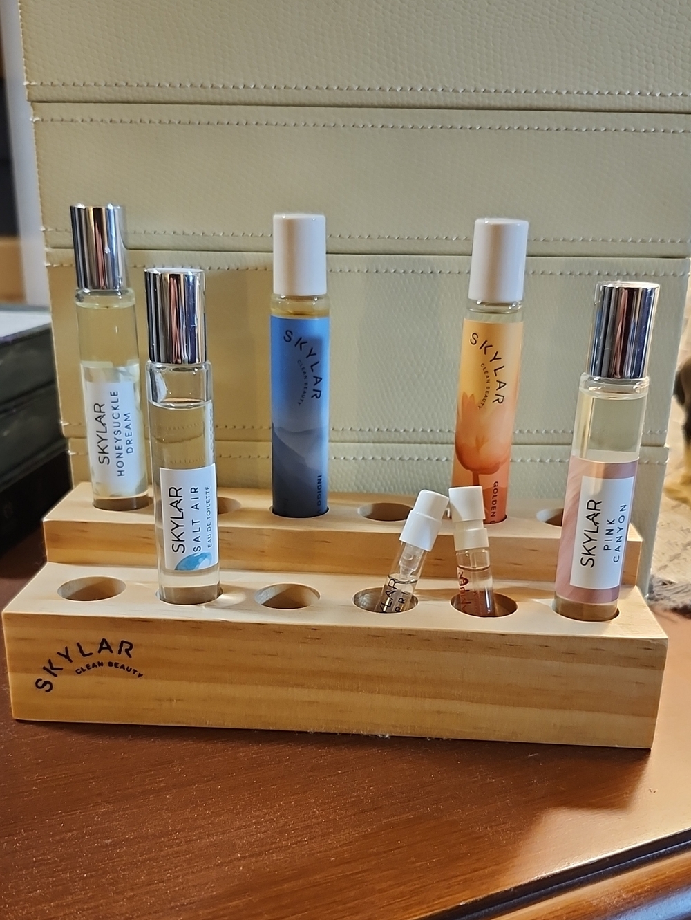 Skylar Wooden Rollerball Dislay Holder